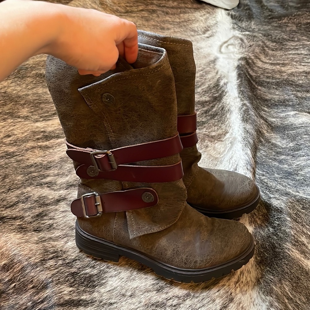 Blowfish boots